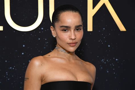 Zoë Kravitz Live in Bangkok: A Celebration of Music and Mischief!